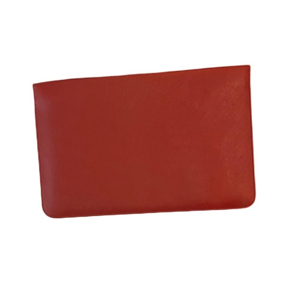 Michael Kors Sleeve For MacBook Air 11” True Red Saffiano Leather - Picture 2 of 3